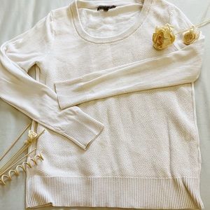 White knit shirt